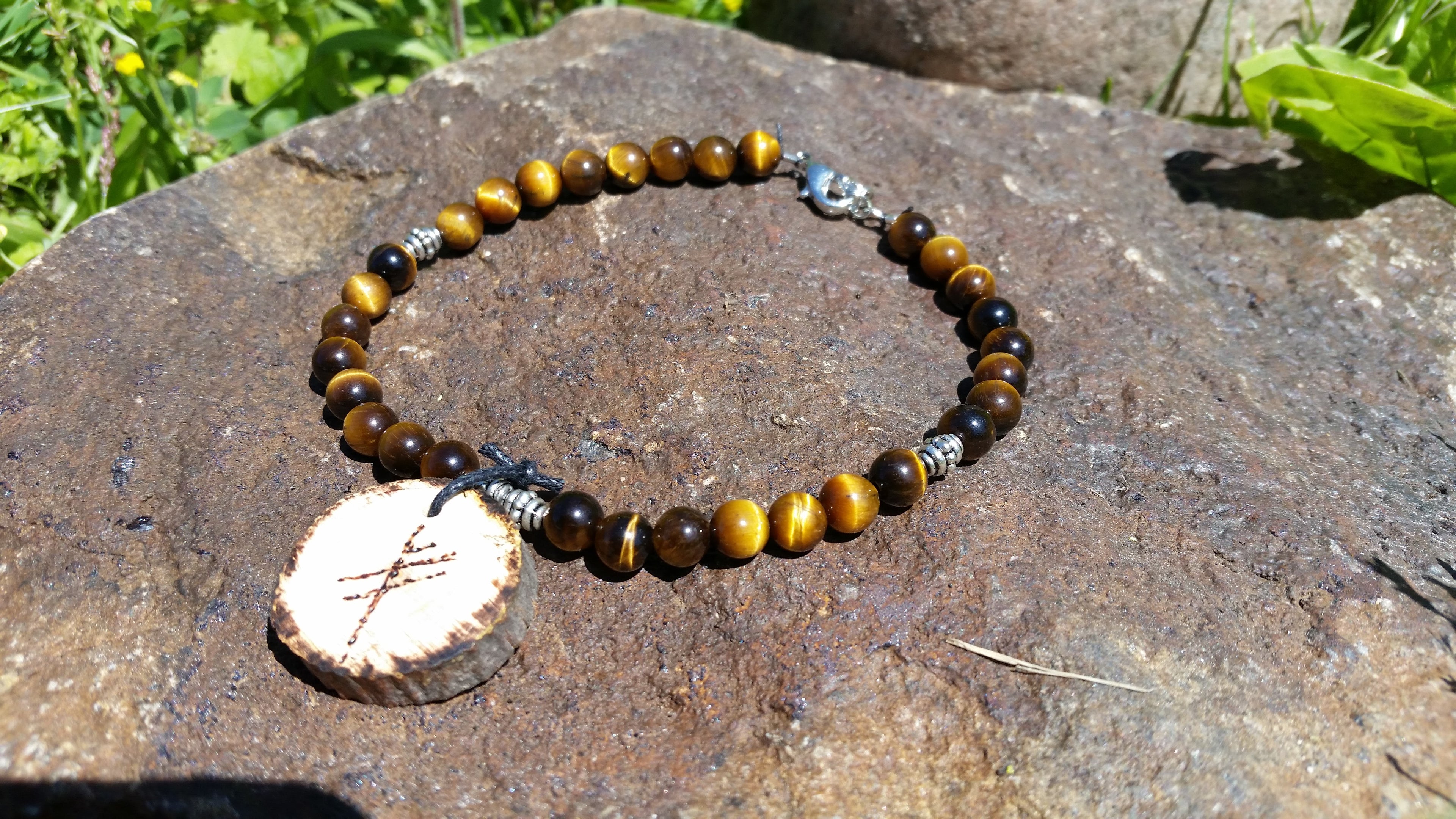 Luck Bind Rune Tiger's eye Bracelet