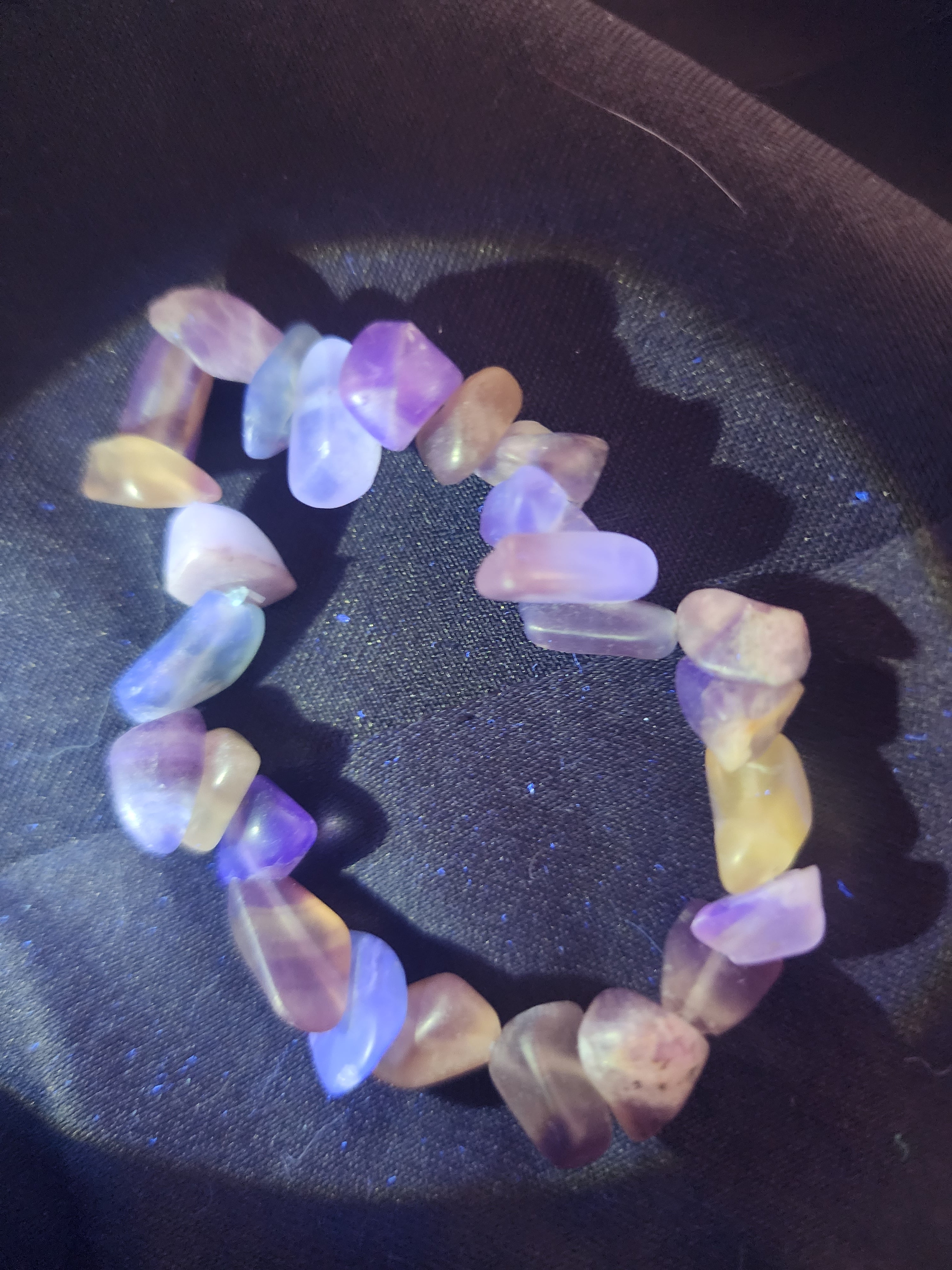 Rainbow fluoride chip stone bracelet